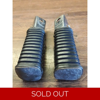 1982-84 Yamaha XS400 Maxim Passenger Pegs and Brackets - Pair